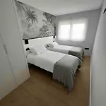 Malecon 47 Apartamento Reformado En Primera Linea