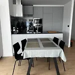 Malecon 47 Apartamento Reformado En Primera Linea Muxia