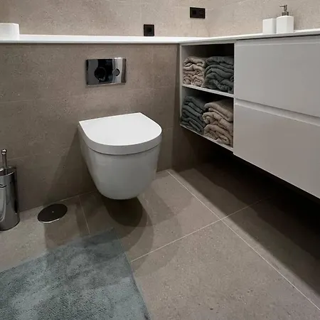 Malecon 47 Apartamento Reformado En Primera Linea Apartmán