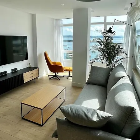 Malecon 47 Apartamento Reformado En Primera Linea 公寓