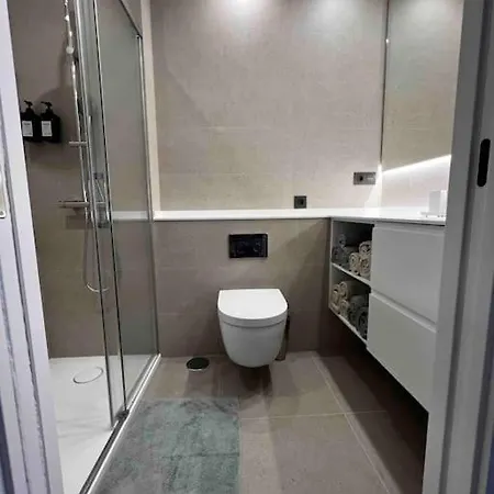 Malecon 47 Apartamento Reformado En Primera Linea 公寓 *